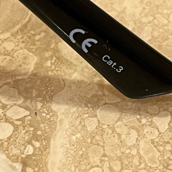 BRAND NEW BALENCIAGA BLACK CAT EYE SUNGLASSES! PERFECT MINT CONDITION! GORGEOUS! - Picture 11 of 12